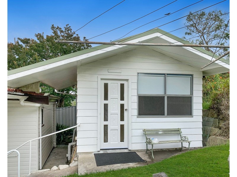 9 Quarry Road, Speers Point NSW 2284
