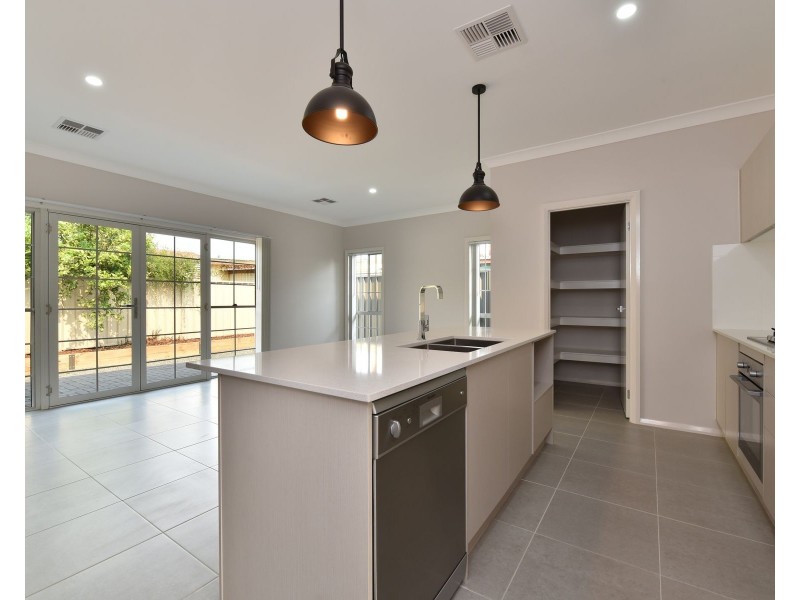 2/4 Heddon Street, Kurri Kurri NSW 2327