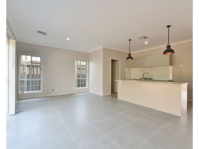 2/4 Heddon Street, Kurri Kurri NSW 2327