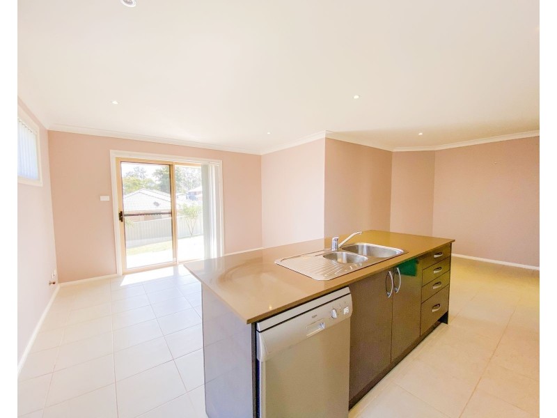 3 Jory Crescent, Raworth NSW 2321