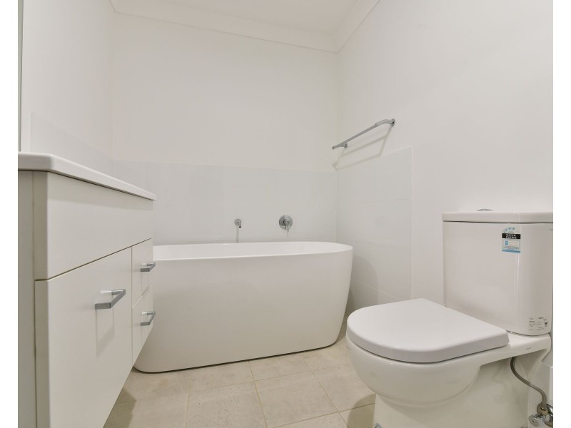 2 Warden Close, Bolwarra Heights NSW 2320