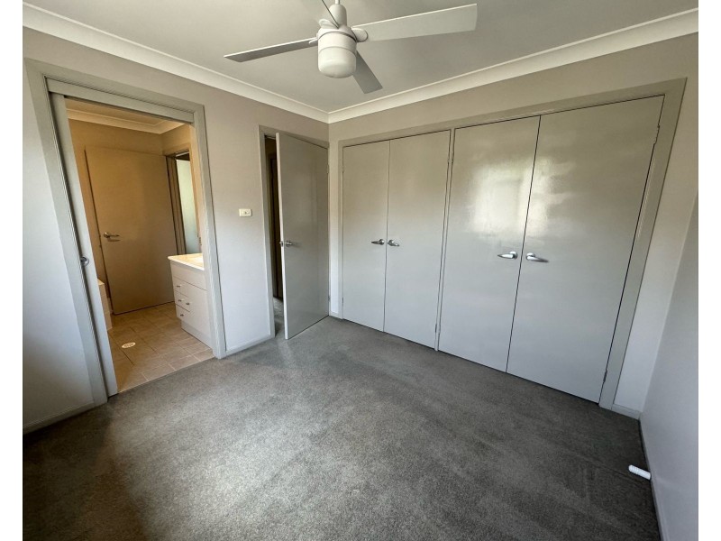 2/5 Port Cove, Gillieston Heights NSW 2321