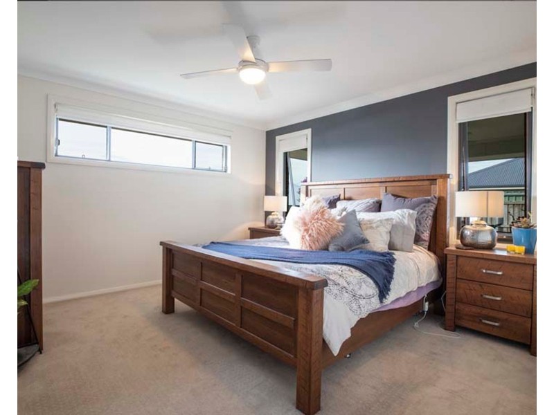 8 Grasshawk Drive, Chisholm NSW 2322