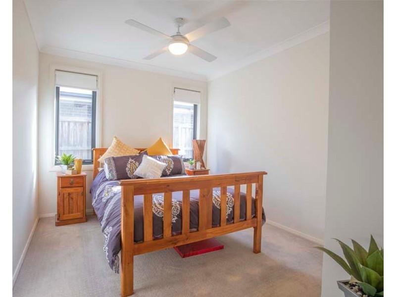 8 Grasshawk Drive, Chisholm NSW 2322