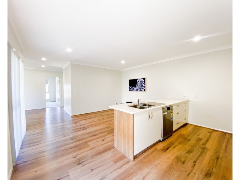 2/44 Dunnart Street, Aberglasslyn NSW 2320