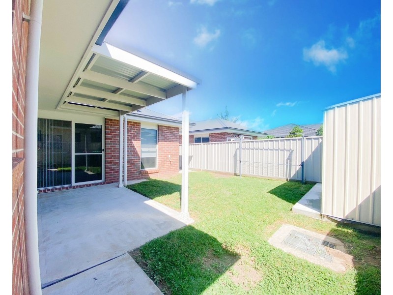 2/44 Dunnart Street, Aberglasslyn NSW 2320
