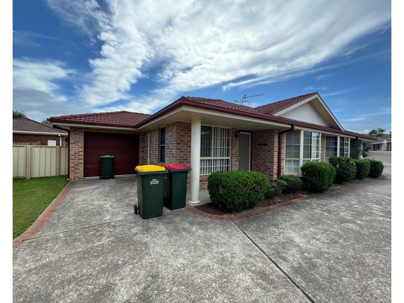 2/14 Justine Parade, Rutherford NSW 2320