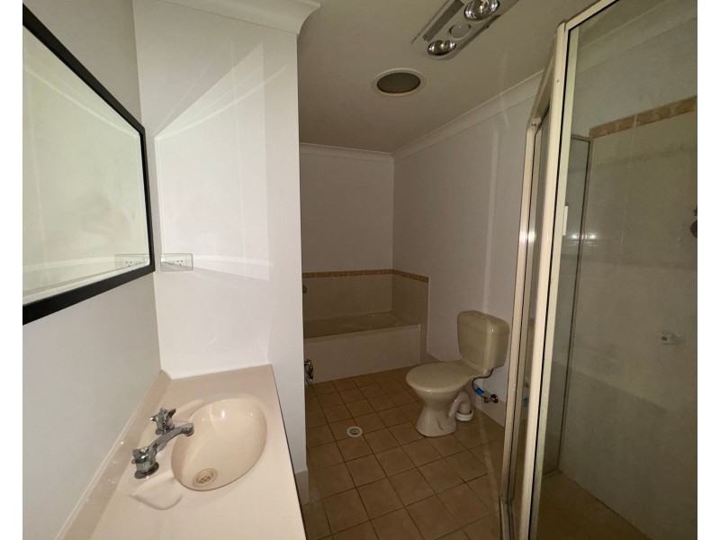 2/14 Justine Parade, Rutherford NSW 2320