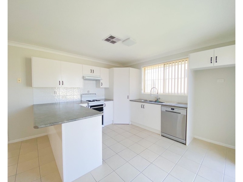 64 Richard Road, Rutherford NSW 2320
