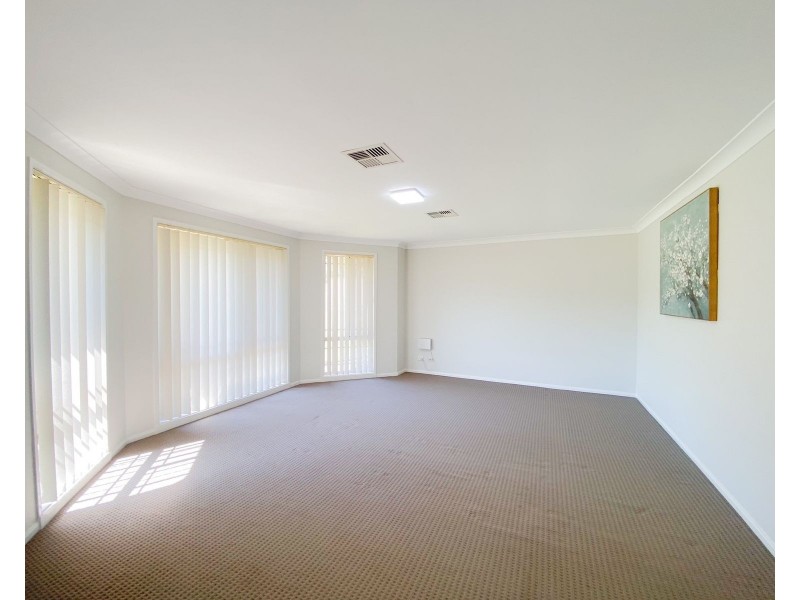 64 Richard Road, Rutherford NSW 2320