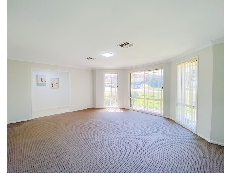 64 Richard Road, Rutherford NSW 2320