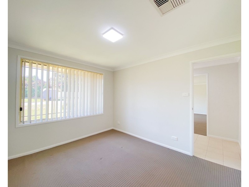 64 Richard Road, Rutherford NSW 2320
