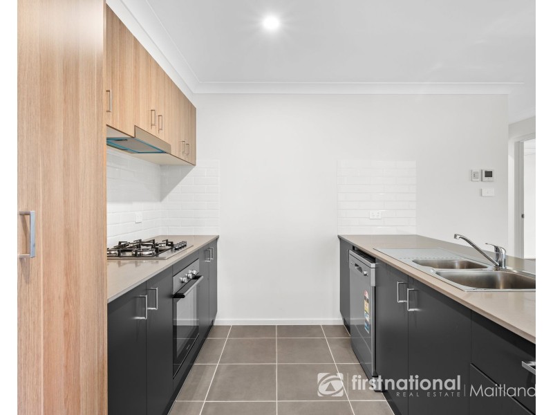 5 Beryl Drive, Rutherford NSW 2320