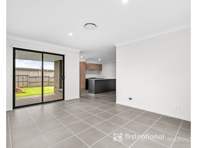 5 Beryl Drive, Rutherford NSW 2320