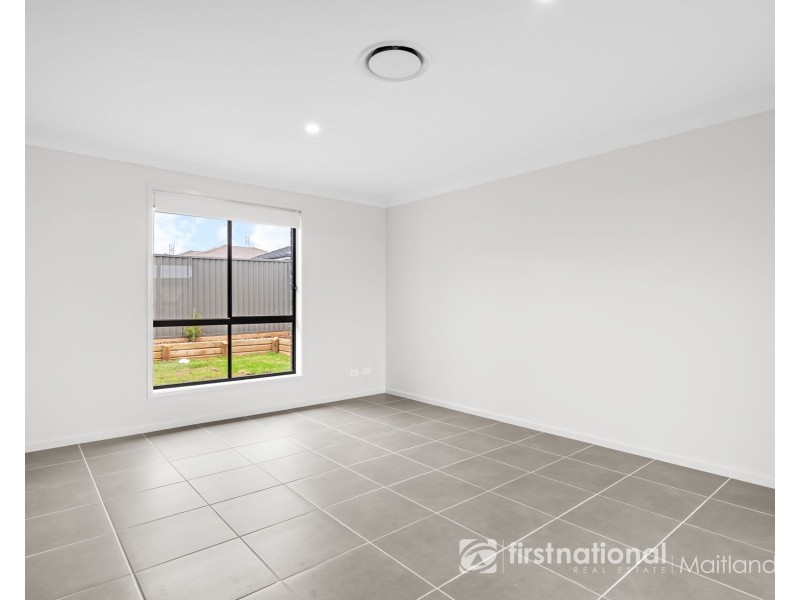 5 Beryl Drive, Rutherford NSW 2320