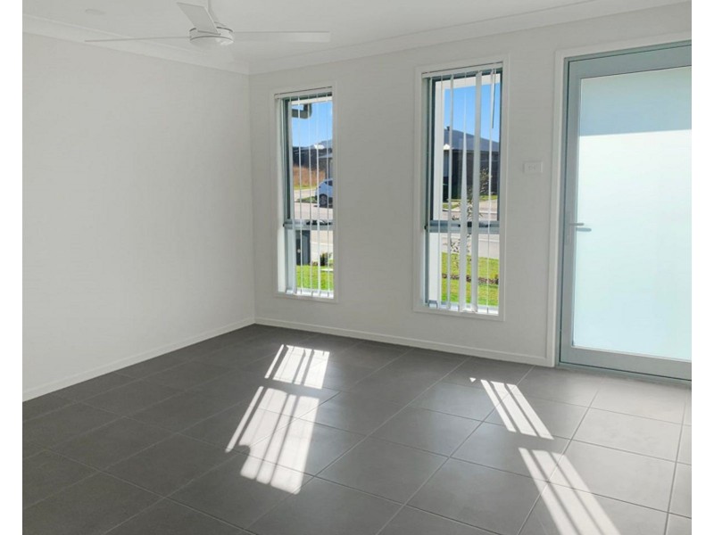 10A Harlington Avenue, Farley NSW 2320