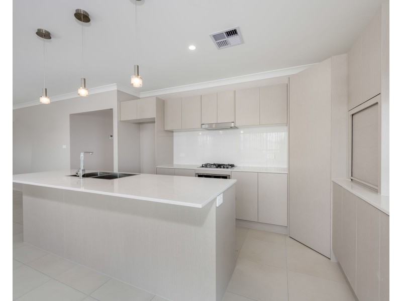 17 Hilltop Grove, Cliftleigh NSW 2321