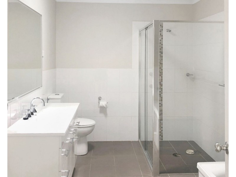 1/74 Redgum Cct, Aberglasslyn NSW 2320