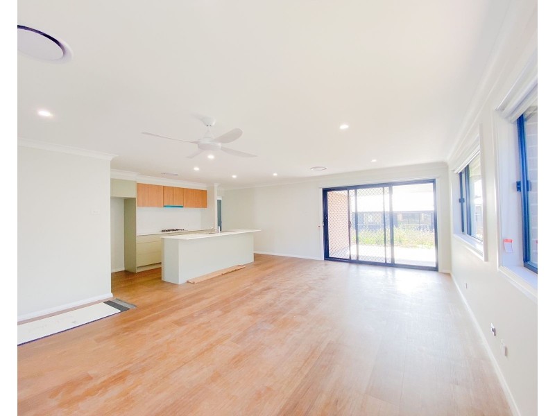 12 Gregory Road, Lochinvar NSW 2321