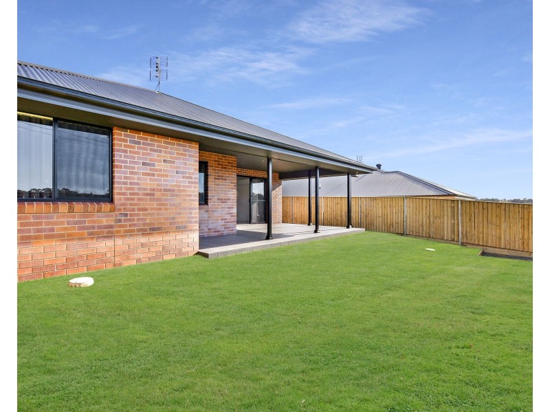 10 Corvina Circuit, Cliftleigh NSW 2321