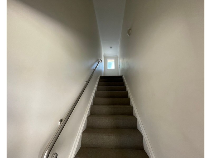 8/235 New England Highway, Rutherford NSW 2320
