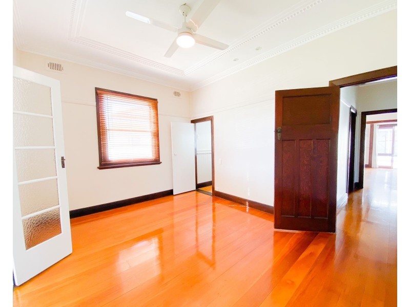 146 George Street, East Maitland NSW 2323