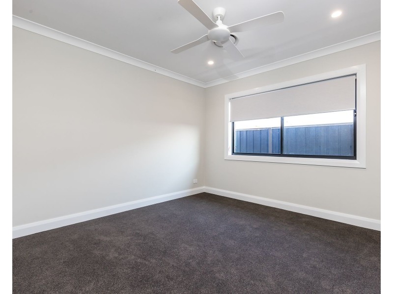 11 Chamomile Street, Chisholm NSW 2322