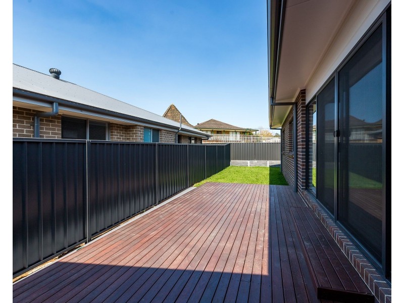 11 Chamomile Street, Chisholm NSW 2322