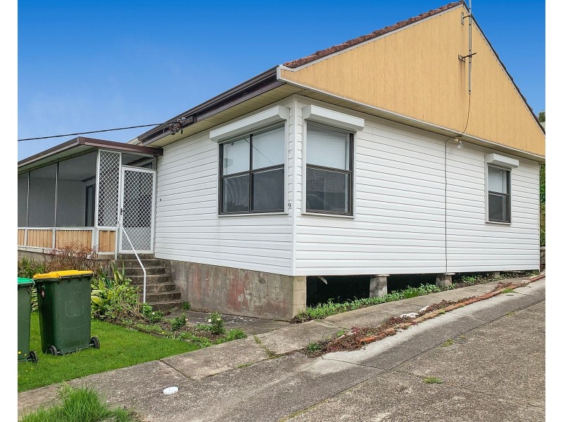 9 Quarry Road, Speers Point NSW 2284