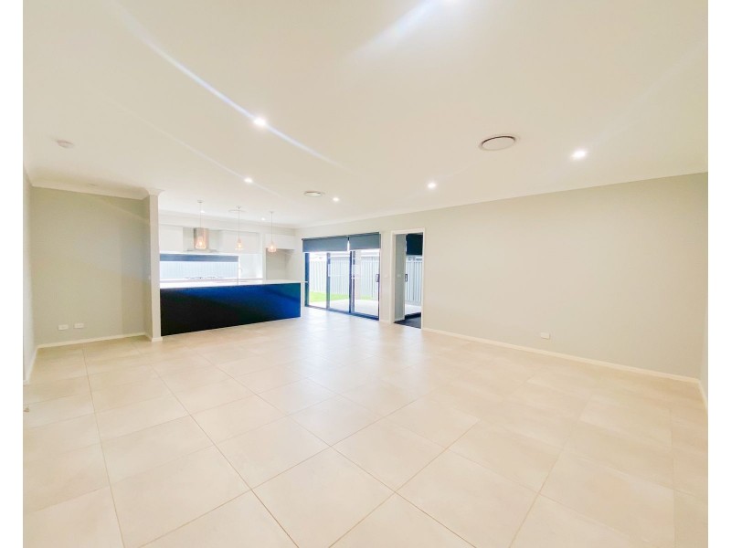 10 Conquest Close, Rutherford NSW 2320