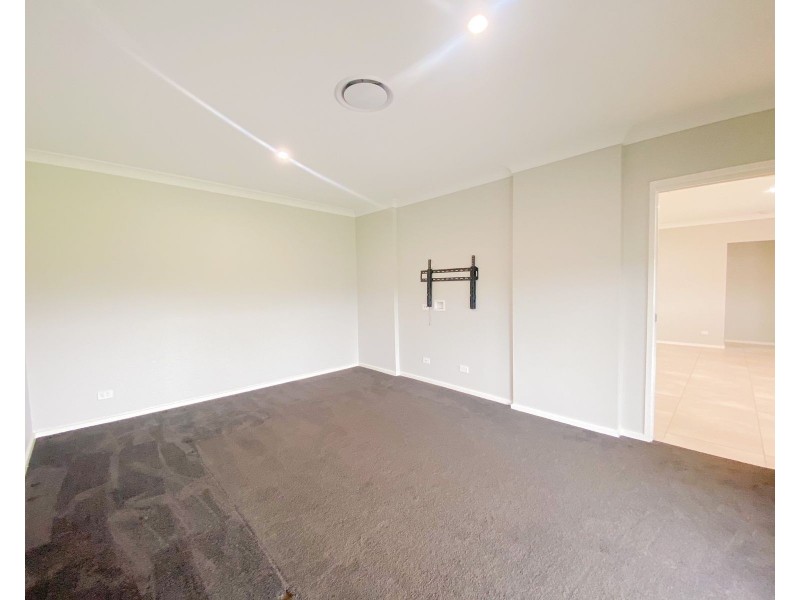 10 Conquest Close, Rutherford NSW 2320