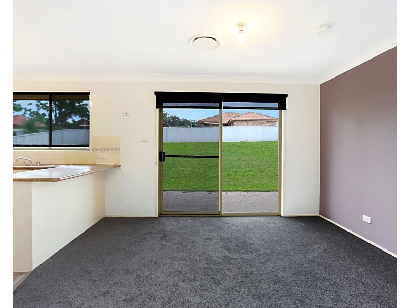 51 Denton Park Drive, Rutherford NSW 2320