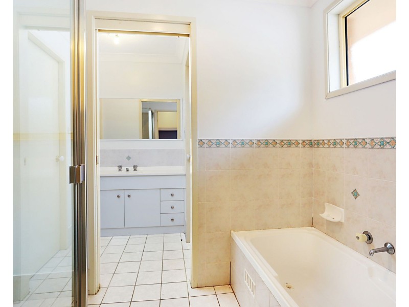 51 Denton Park Drive, Rutherford NSW 2320