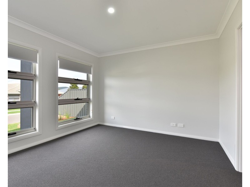 4B Bowerbird Avenue, Cooranbong NSW 2265