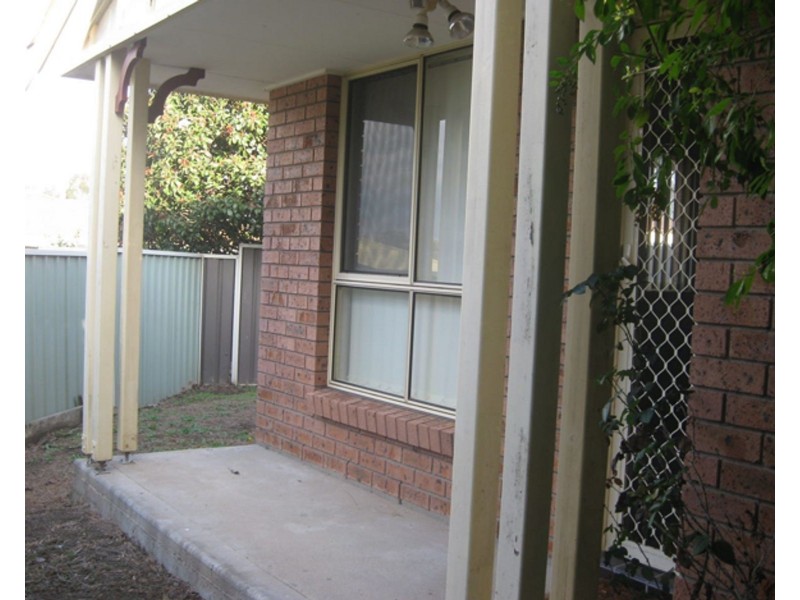 1/8 Cummins Place, Metford NSW 2323
