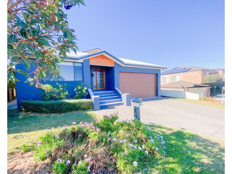 52 April Circuit, Bolwarra Heights NSW 2320