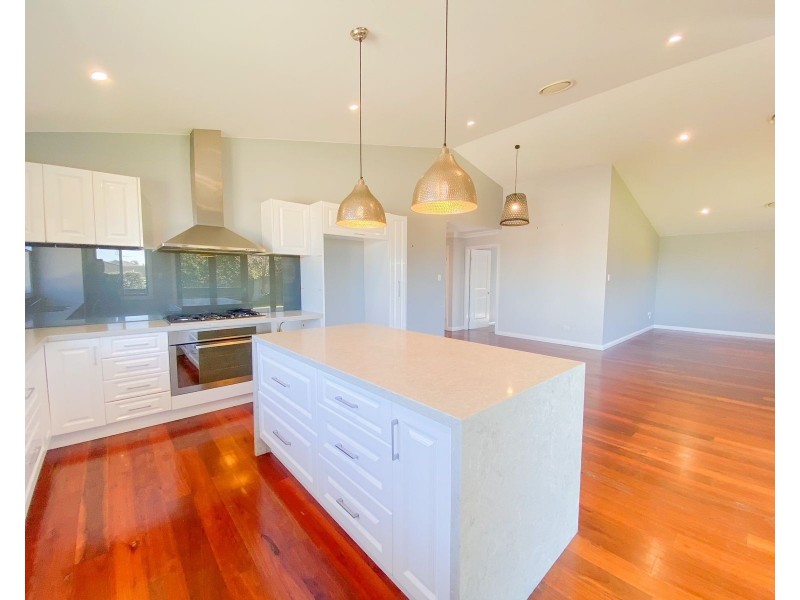 52 April Circuit, Bolwarra Heights NSW 2320