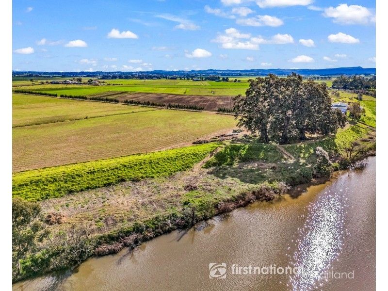 78 Morris Road, Phoenix Park NSW 2321