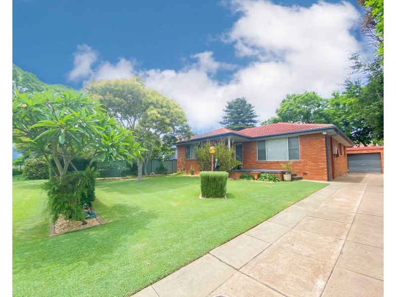 11 Bradbury Street, Tenambit NSW 2323