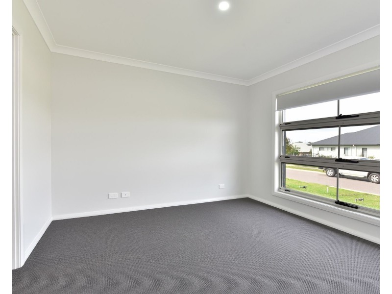 4A Bowerbird Avenue, Cooranbong NSW 2265