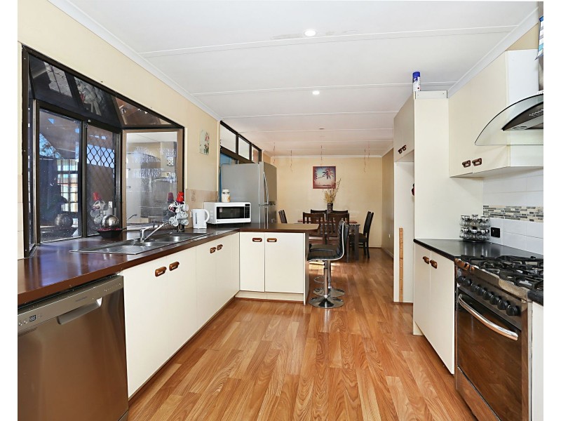 48 Ferraby Drive, Metford NSW 2323