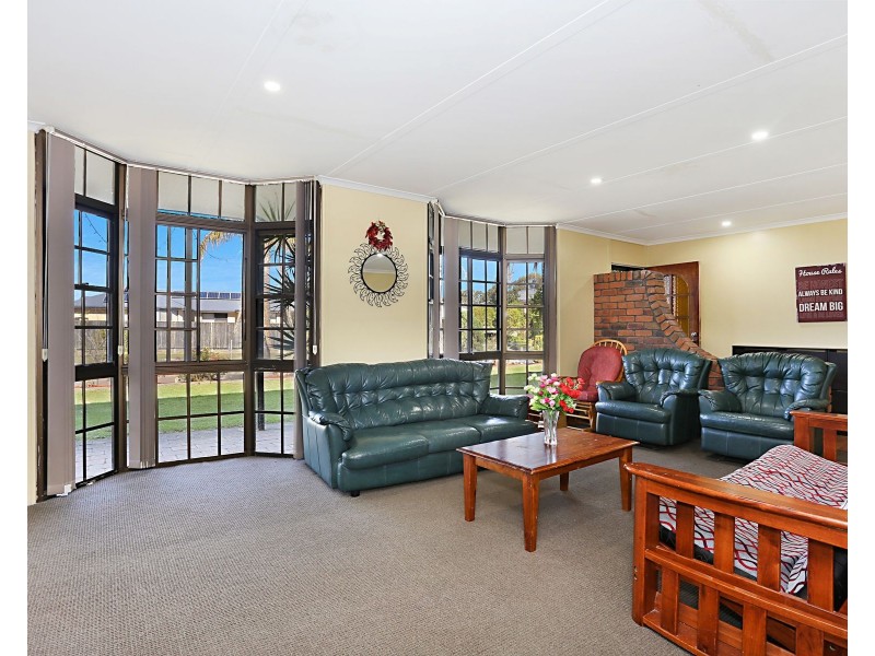 48 Ferraby Drive, Metford NSW 2323