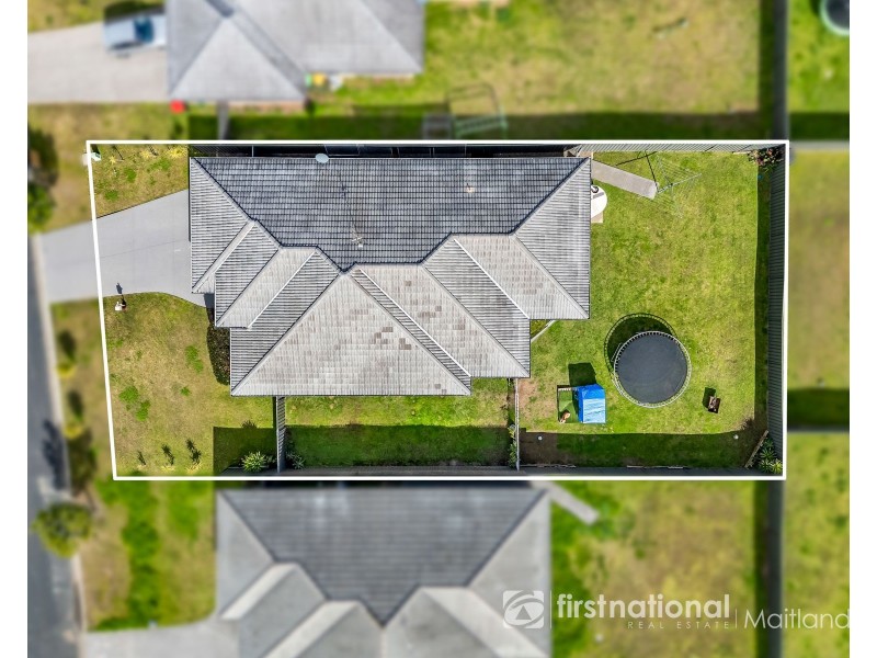 9 Hepburn Close, Rutherford NSW 2320