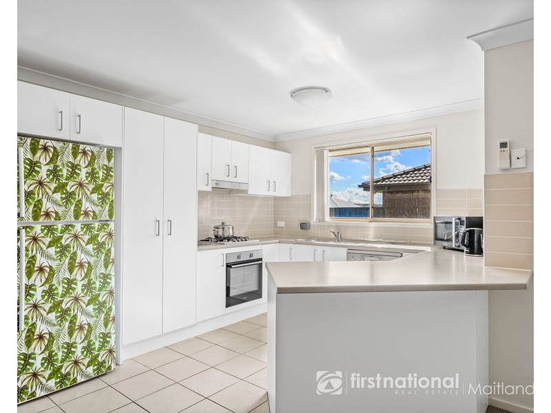 9 Hepburn Close, Rutherford NSW 2320