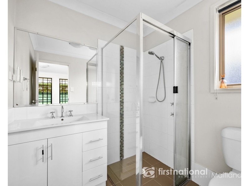9 Hepburn Close, Rutherford NSW 2320