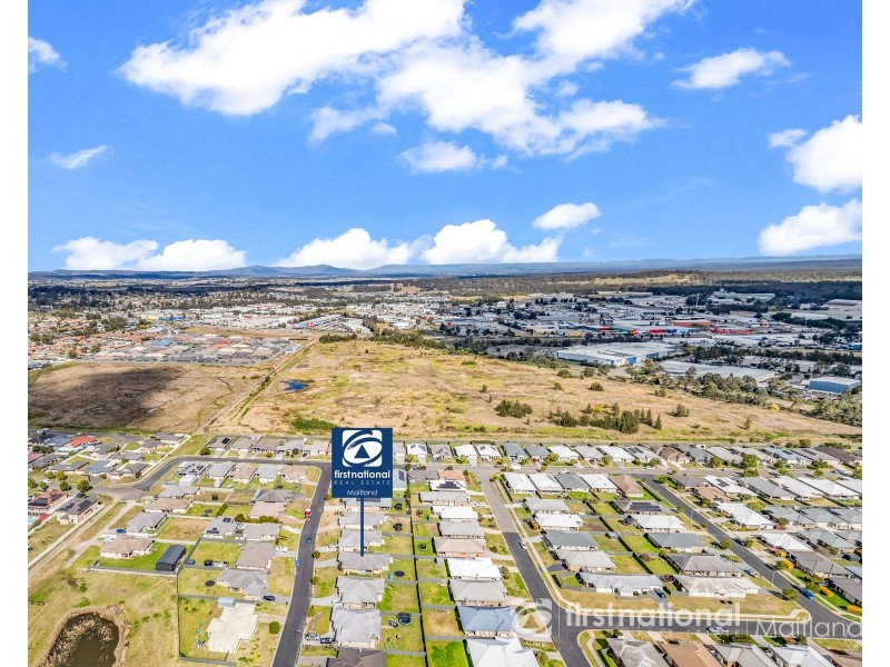 9 Hepburn Close, Rutherford NSW 2320