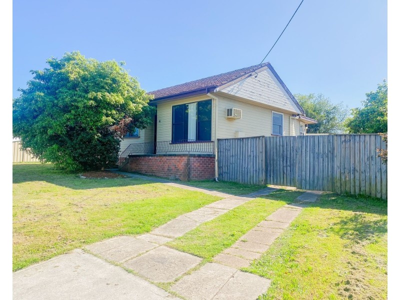 6 Joan Street, Rutherford NSW 2320