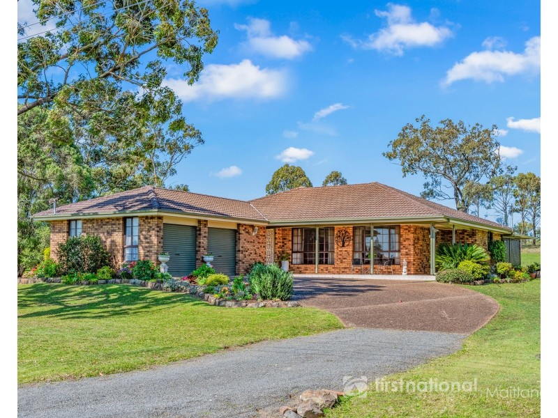 22 Freeman Drive, Lochinvar NSW 2321