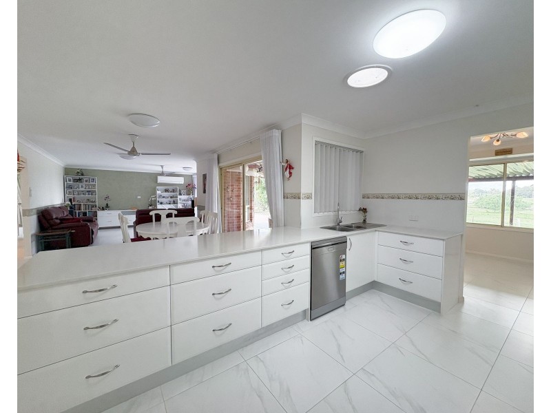 6 South Willards Lane, Oakhampton Heights NSW 2320