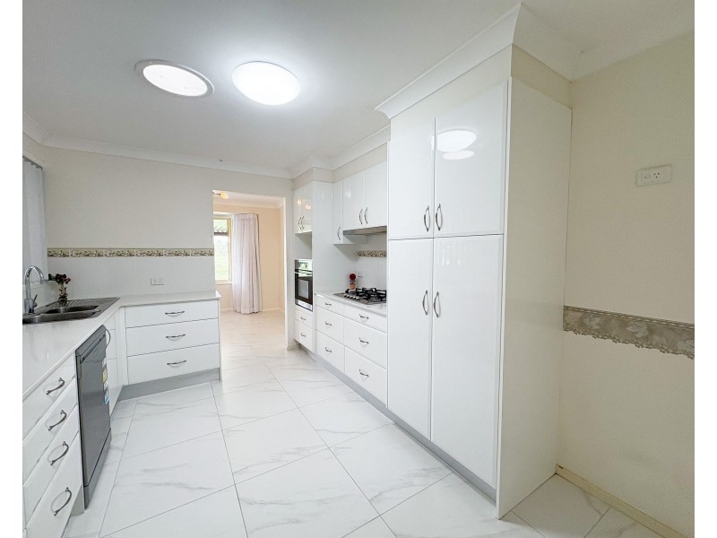 6 South Willards Lane, Oakhampton Heights NSW 2320